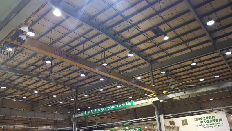户外工程灯具：批发价格背后的考量因素**